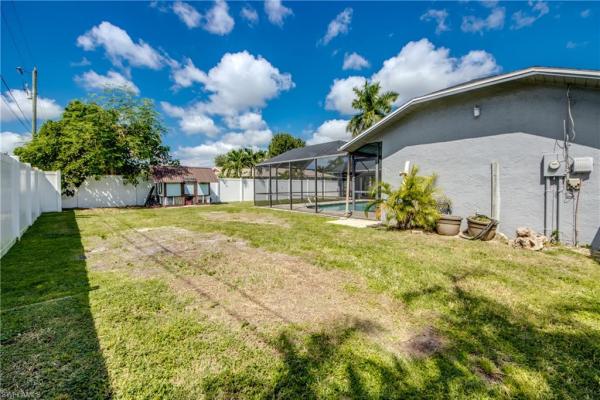Cape Coral Residential, 2210 8th Ter, Cape Coral, Florida 33990, image 2