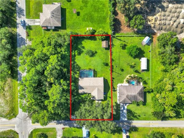 Lehigh Acres, 304 E 7th St, Lehigh Acres, Florida 33972, image 3