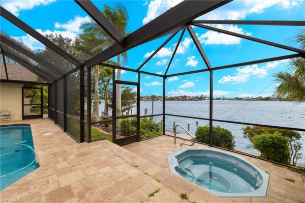Cape Coral Residential, 920 SW 4th Pl, Cape Coral, Florida 33991, image 2