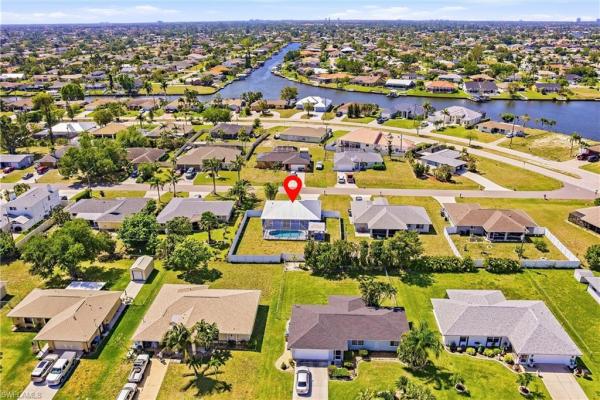 Cape Coral Residential, 513 SE 27th Ter, Cape Coral, Florida 33904, image 2