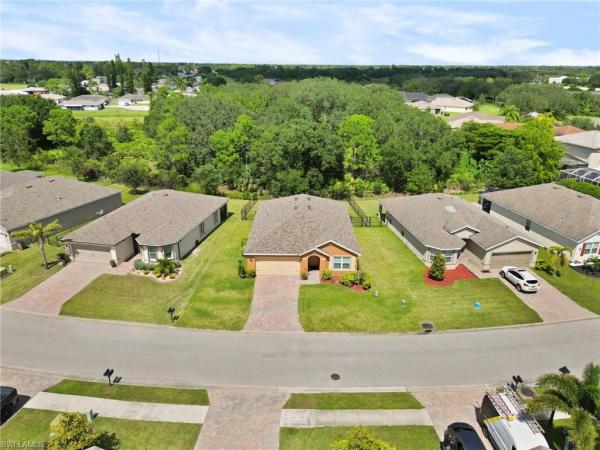 Marblebrook, 10564 Canal Brook Ln, Lehigh Acres, Florida 33936, image 3
