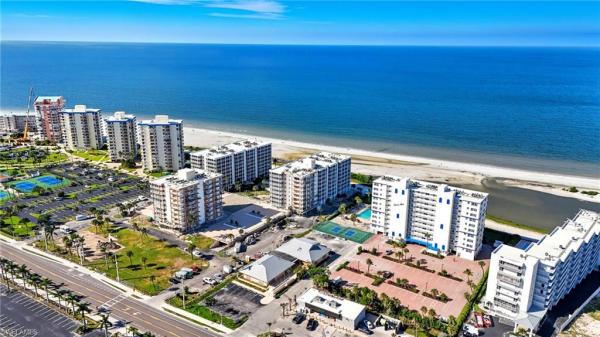 Creciente, 7146 Estero Blvd #212, Fort Myers Beach, Florida 33931, image 1