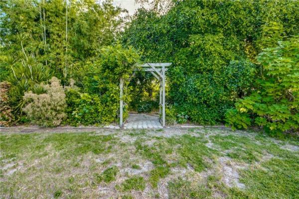 Cape Coral Residential, 2717 SE 17th Pl, Cape Coral, Florida 33904, image 3