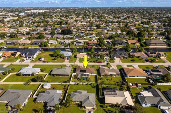 Cape Coral Residential, 1814 SE 14th St, Cape Coral, Florida 33990, image 2