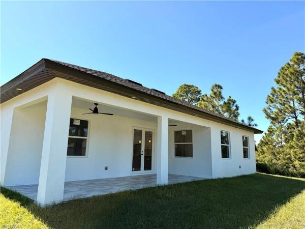 Lehigh Acres, 3410 72nd St W, Lehigh Acres, Florida 33971, image 1