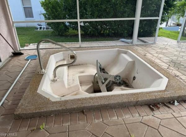 Cape Coral Residential, 1938 Cornwallis Pkwy, Cape Coral, Florida 33904, image 3
