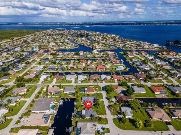 Cape Coral Residential, 2003 SE 26th Ter, Cape Coral, Florida 33904, image 3
