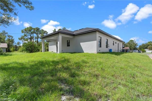 Lehigh Acres, 702 Richmond Ave N, Lehigh Acres, Florida 33972, image 2