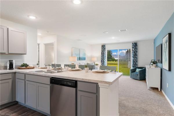 Cape Coral Residential, 2201 NW 7th St, Cape Coral, Florida 33993, image 2