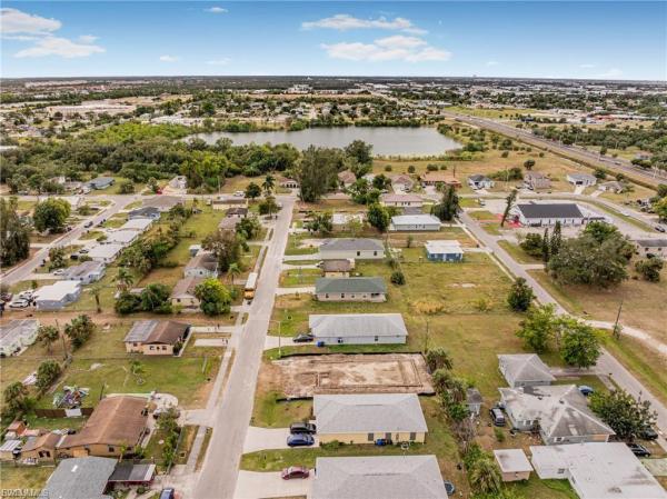 Harlem Lake, 2164 Barker Blvd, Fort Myers, Florida 33916, image 1