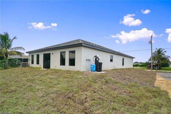 Lehigh Acres Residential, 2709 SW 22nd St, Lehigh Acres, Florida 33976, image 1
