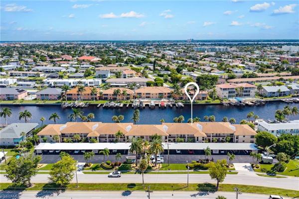 Country Club Place, 4525 Country Club Blvd #110, Cape Coral, Florida 33904, image 2