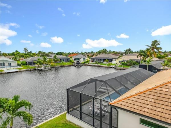 Cape Coral Residential, 4123 Oasis Blvd, Cape Coral, Florida 33914, image 2