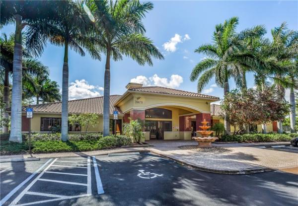 Bella Terra, 13274 Boccala Ln, Estero, Florida 33928, image 3