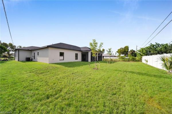 Cape Coral Residential, 205 NE 9th Pl, Cape Coral, Florida 33909, image 3