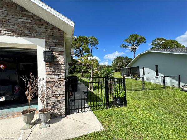 Riverbend Golf & River Club, 6471 P G A Dr, North Fort Myers, Florida 33917, image 1
