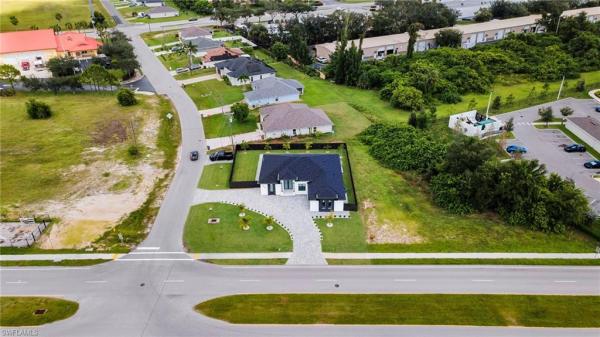 Cape Coral Residential, 105 Nelson Rd S, Cape Coral, Florida 33991, image 2