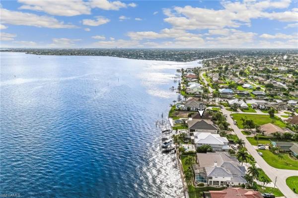 Cape Coral, 2418 SE 28th St, Cape Coral, Florida 33904, image 1
