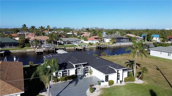 Cape Coral, 2027 21st St, Cape Coral, Florida 33990, image 2