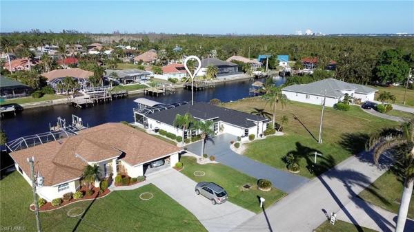 Cape Coral, 2027 SE 21st St, Cape Coral, Florida 33990, image 1