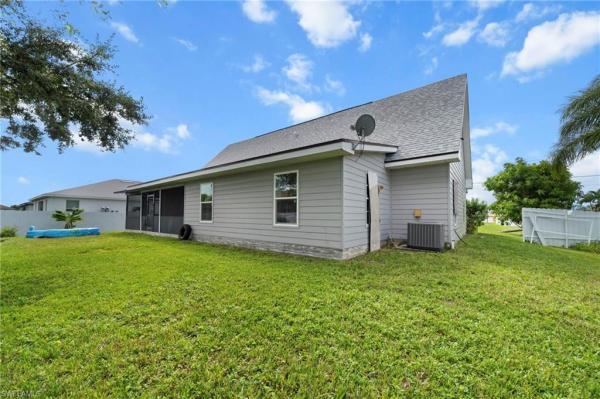 Cape Coral Residential, 1213 NW 15th Ave, Cape Coral, Florida 33993, image 2