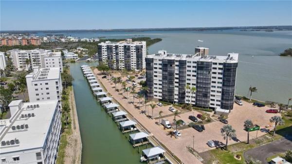 Harbour Pointe At Bay Beach, 4263 Bay Beach Ln #714, Fort Myers Beach, Florida 33931, image 1