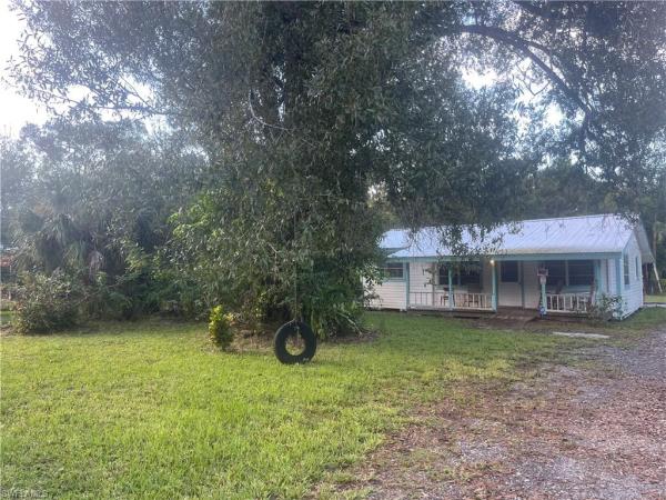 North Fort Myers No HOA, 11631 Deal Rd, North Fort Myers, Florida 33917, image 2
