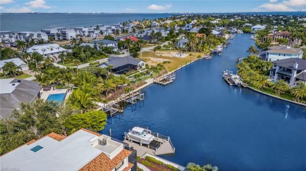 Shell Harbor, 859 Limpet Dr, Sanibel, Florida 33957, image 2