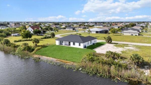 Cape Coral, 820 NW 9th St, Cape Coral, Florida 33993, image 1