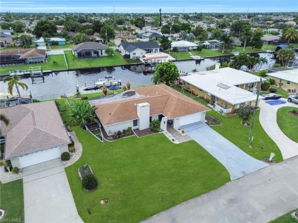 Cape Coral, 3746 SE 1st Pl, Cape Coral, Florida 33904, image 1