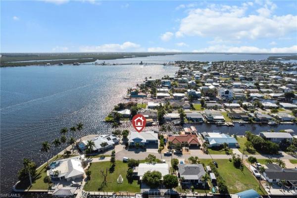Island Harbors, 2743 Janet St, Matlacha, Florida 33993, image 1