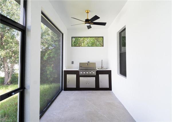 Lehigh Acres, 905 6th St, Lehigh Acres, Florida 33972, image 2