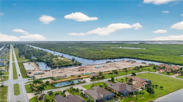 Cape Coral Residential, 828 NW 39th Ave, Cape Coral, Florida 33993, image 3
