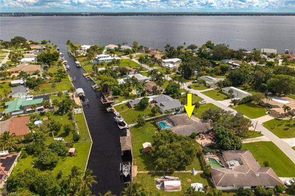 Fort Myers Gulf Acres, 1860 Marina Cir, North Fort Myers, Florida 33903, image 1