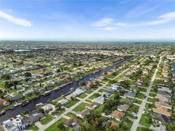 Cape Coral Residential, 2014 12th Ter, Cape Coral, Florida 33990, image 3