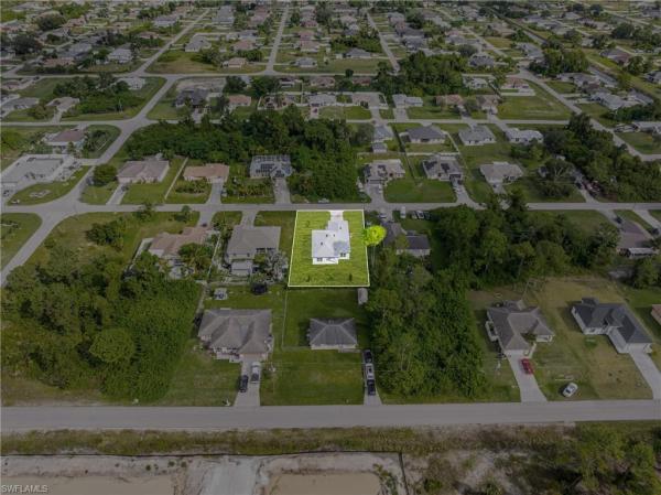Lehigh Acres Residential, 5525 Berryman St, Lehigh Acres, Florida 33971, image 1