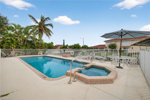 Victoria Townhouse, 732 Victoria Dr #2, Cape Coral, Florida 33904, image 3