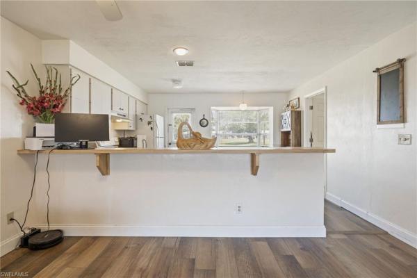 Parkwood Villas, 220 Oakmont Pkwy, Lehigh Acres, Florida 33936, image 1