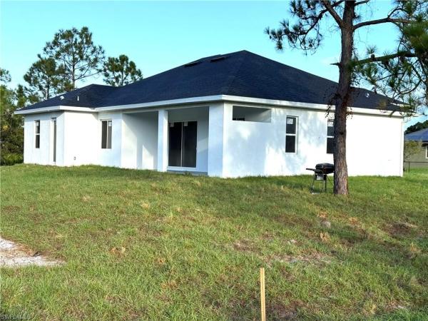 Leeland Heights, 4306 5th St, Lehigh Acres, Florida 33972, image 2