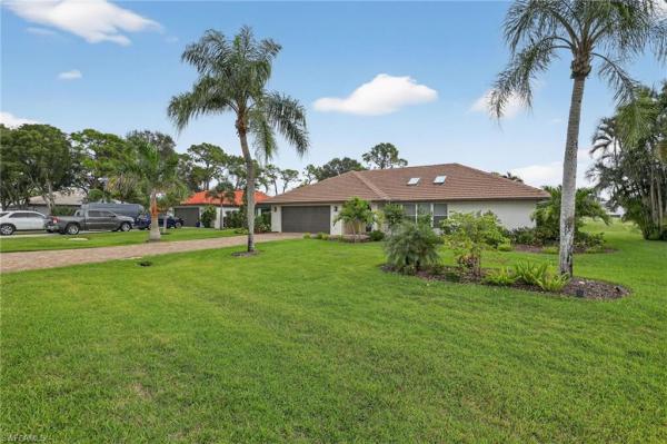 Spanish Wells Golf & Country Club, 28389 Verde Ln, Bonita Springs, Florida 34135, image 1