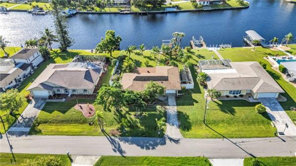 Cape Coral Residential, 714 SE 43rd St, Cape Coral, Florida 33904, image 2