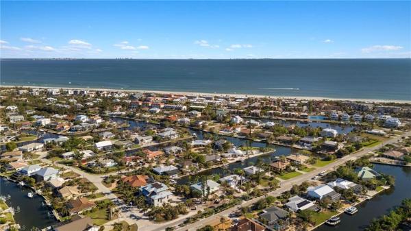Shell Harbor, 946 Whelk Dr, Sanibel, Florida 33957, image 3