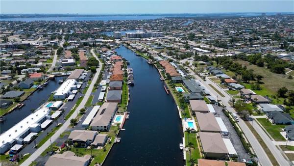 Manatee Bay, 4411 Country Club Blvd #A2, Cape Coral, Florida 33904, image 3