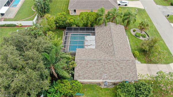 Cape Coral Residential, 2006 SE 12th St, Cape Coral, Florida 33990, image 1