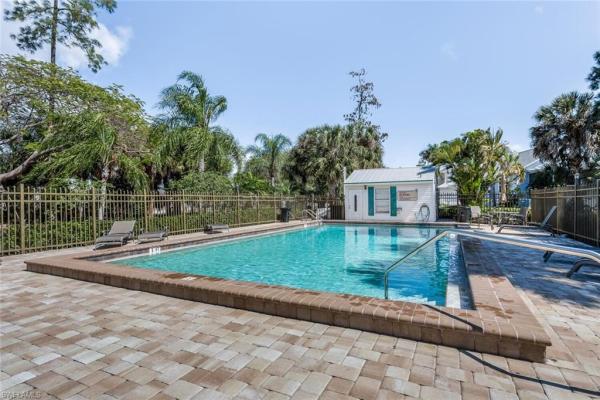 Island Park Woods, 6062 Waterway Bay Dr, Fort Myers, Florida 33908, image 1