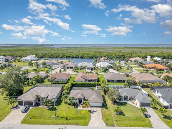 Cape Coral Residential, 2620 SW 29th Ave, Cape Coral, Florida 33914, image 2