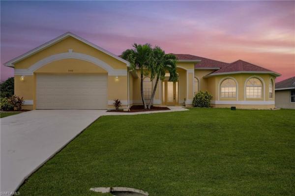 Lehigh Acres Residential, 3908 SW 15th St, Lehigh Acres, Florida 33976, image 1