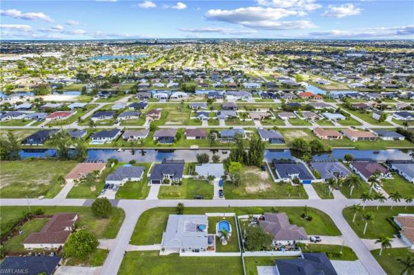 Cape Coral Residential, 2135 SW 3rd Pl, Cape Coral, Florida 33991, image 2
