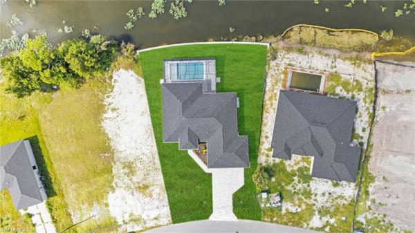 Cape Coral Residential, 522 NE 5th Pl, Cape Coral, Florida 33909, image 3