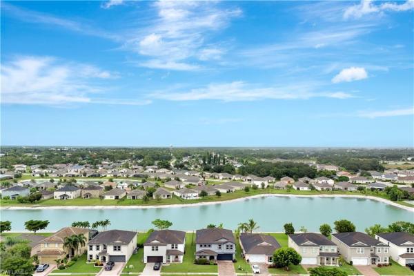 Marblebrook, 10337 Canal Brook Ln, Lehigh Acres, Florida 33936, image 2